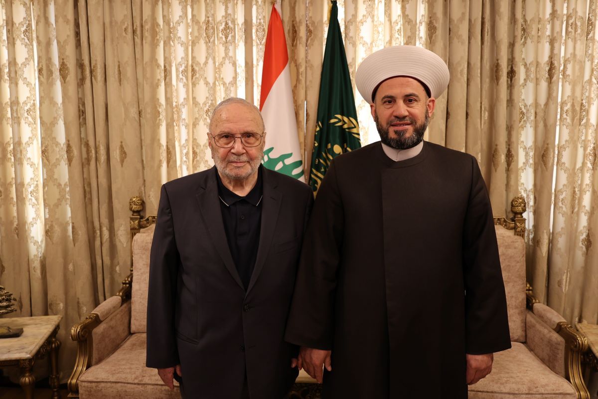 Mufti Al-Ghazzawi Meets with Dr. Mohammad Al-Nabulsi
